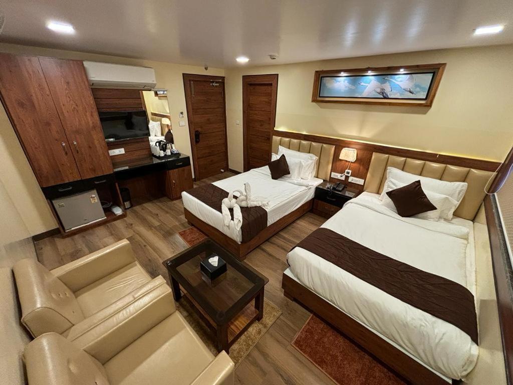 Hotel Golden Orbit Asansol Exterior photo