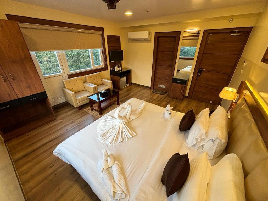 Hotel Golden Orbit Asansol Exterior photo